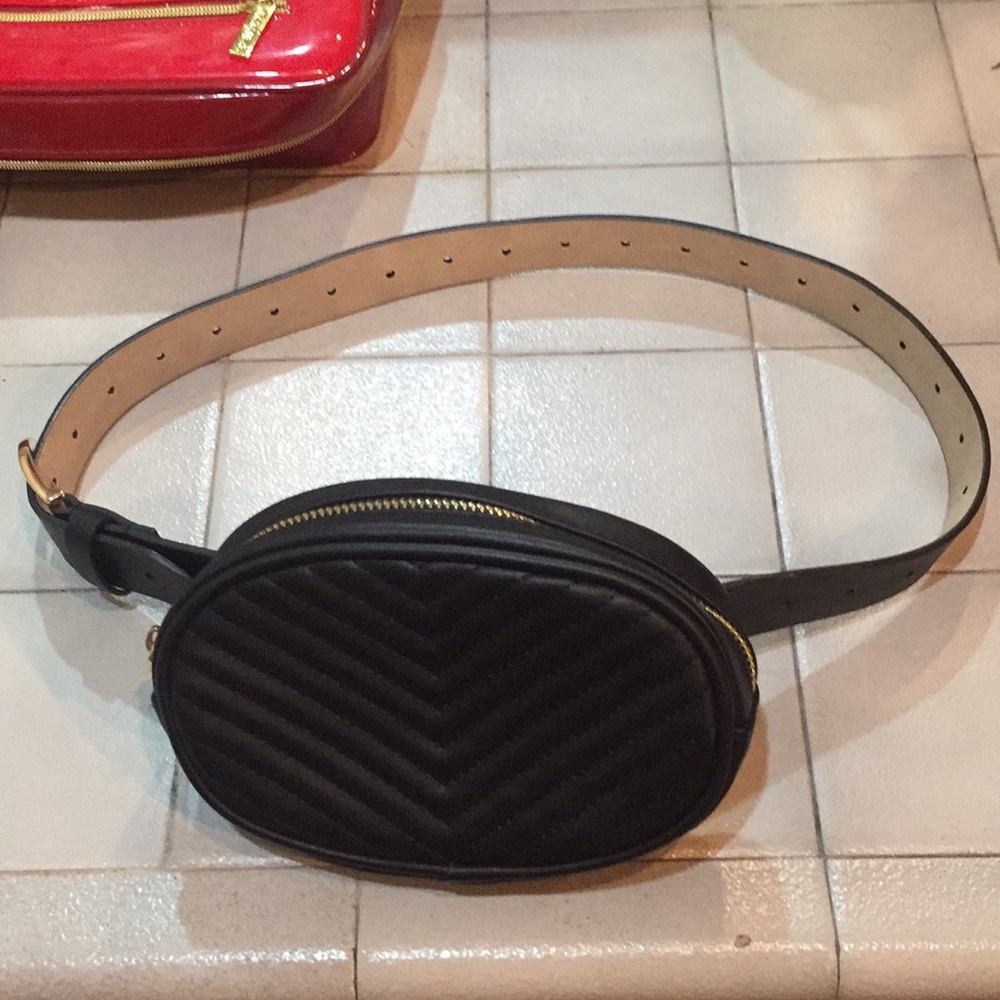 Steve Madden Black Belt & Fanny Pack Purse Combo